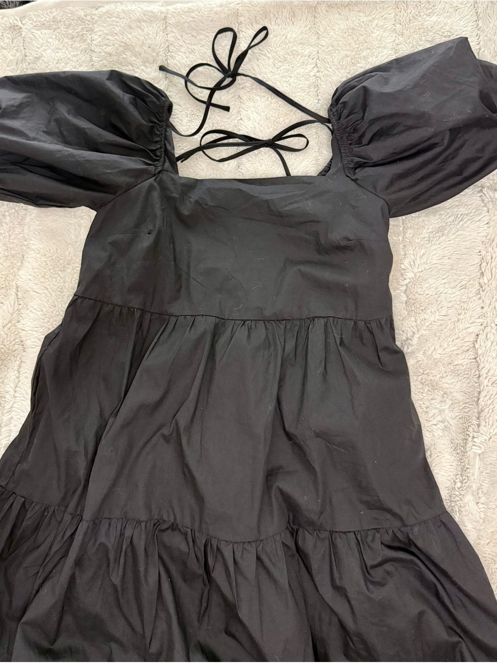 Dressed in LALA Black Puff Sleeve Midi Dress Vintage